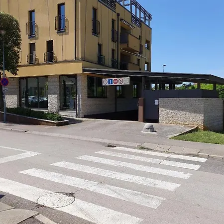 Lucia Exclusive With Parking In The Garage Apartment Porec