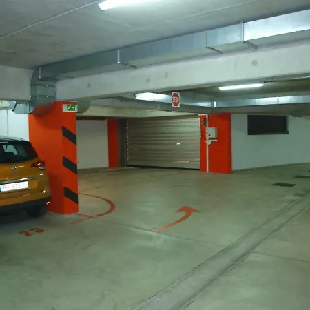Apartment Lucia Exclusive With Parking In The Garage Porec